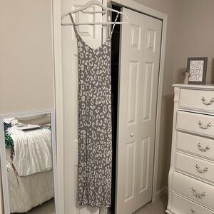 Mary Square Grey and White Cheetah Midi Dress